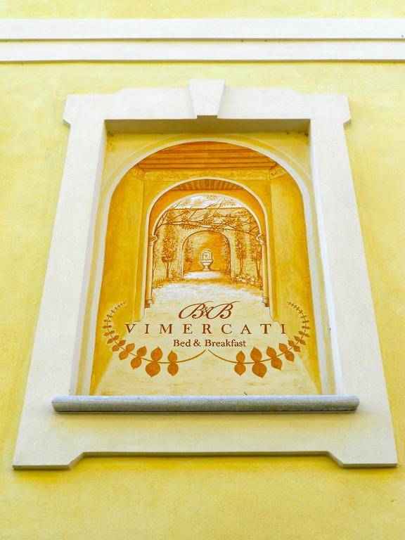 Bed & Breakfast Relais Vimercati 5*